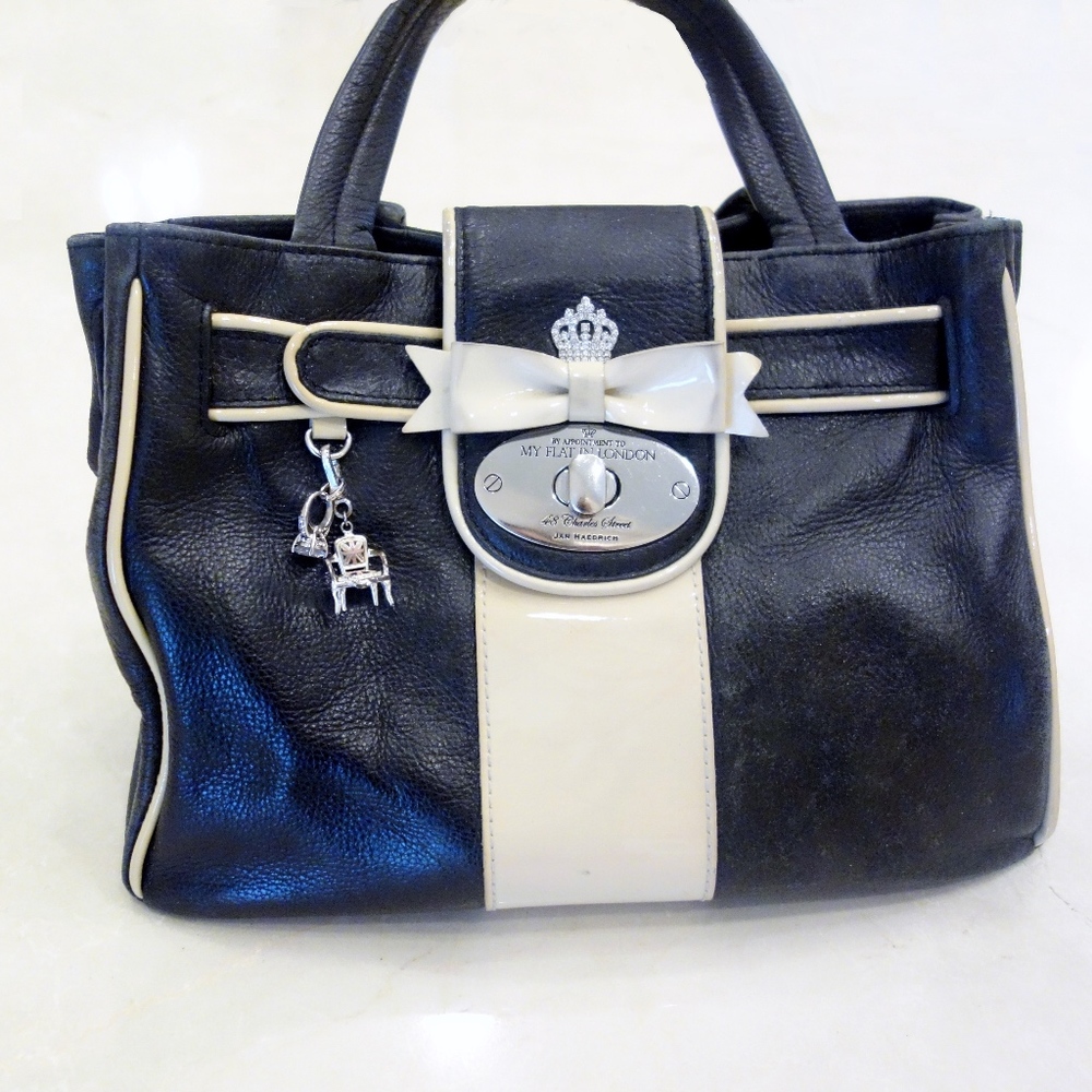 My Flat in London Purse